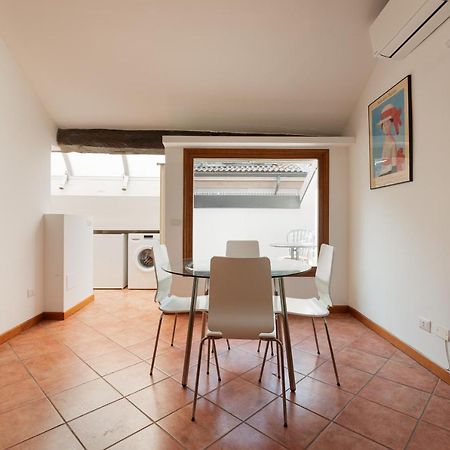 Corso Como Balcony Apartment Milano Eksteriør bilde