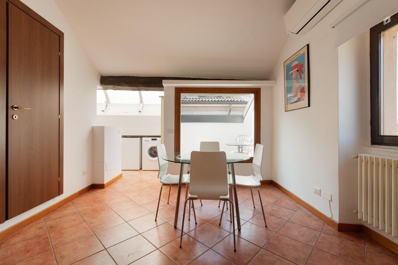 Corso Como Balcony Apartment Milano Eksteriør bilde